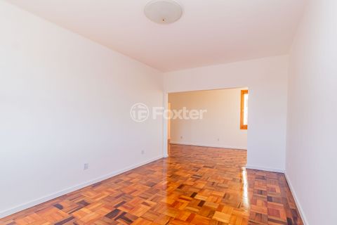 Image 3 - 917322
