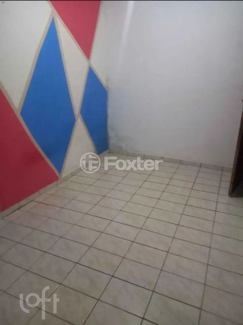 Image 4 - 917325