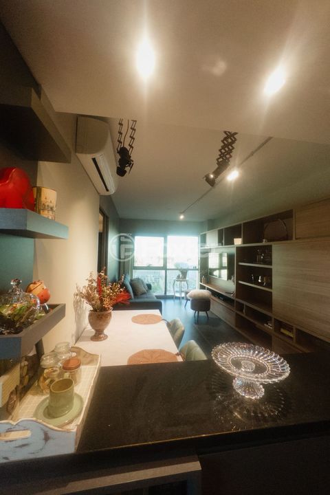 Image 11 - 917335