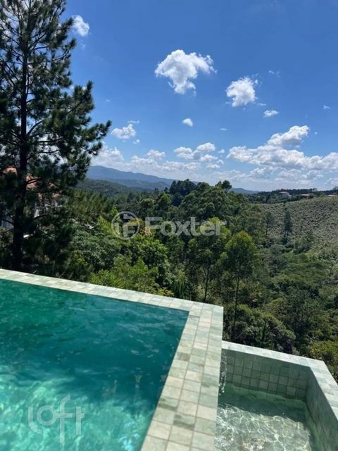 Image 8 - 917338