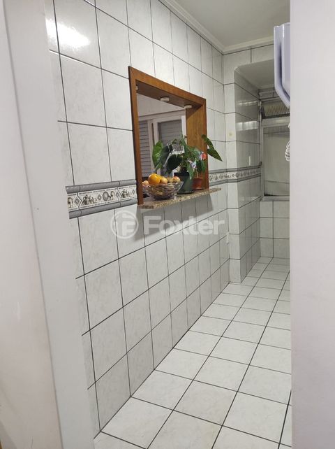 Image 10 - 917348