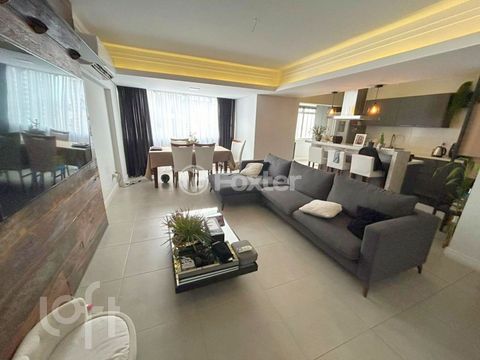 Image 4 - 917349