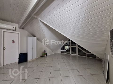 Image 9 - 917352