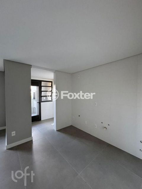 Image 2 - 917354