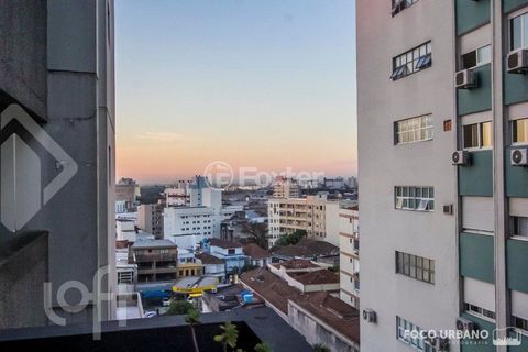Image 10 - 917358