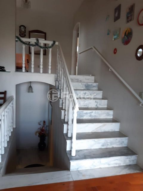 Image 3 - 917360