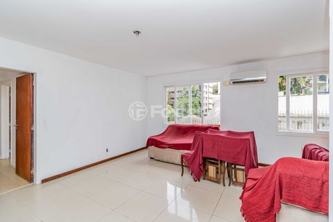 Image 1 - 917367