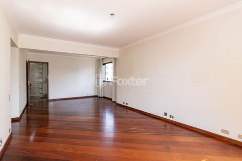 Image 3 - 917382