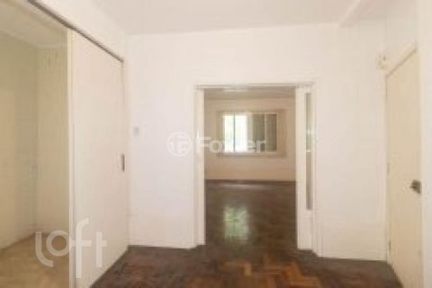 Image 3 - 917385