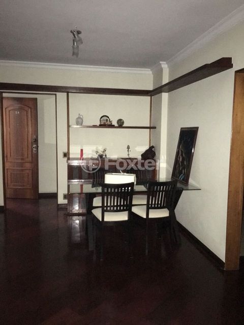 Image 1 - 917430