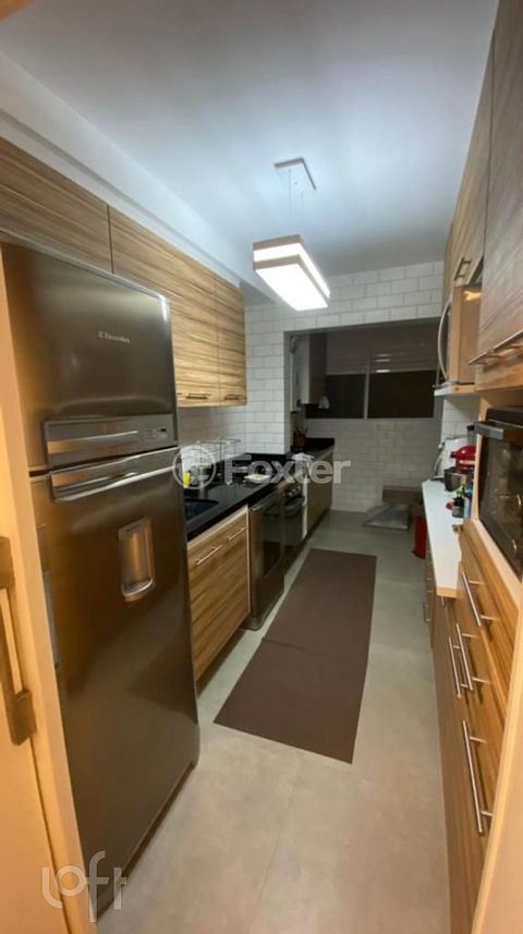 Image 7 - 917432