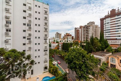 Image 1 - 917489