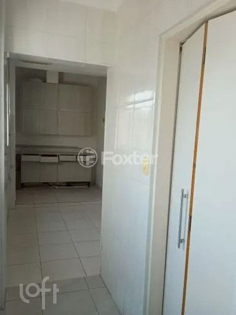 Image 5 - 917494