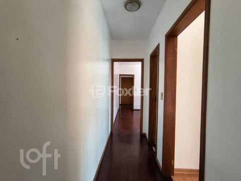 Image 7 - 917498