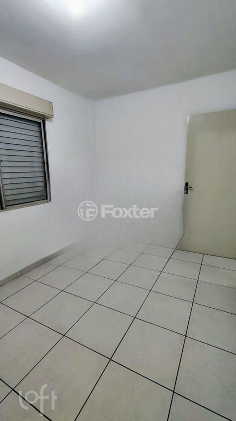 Image 11 - 917513