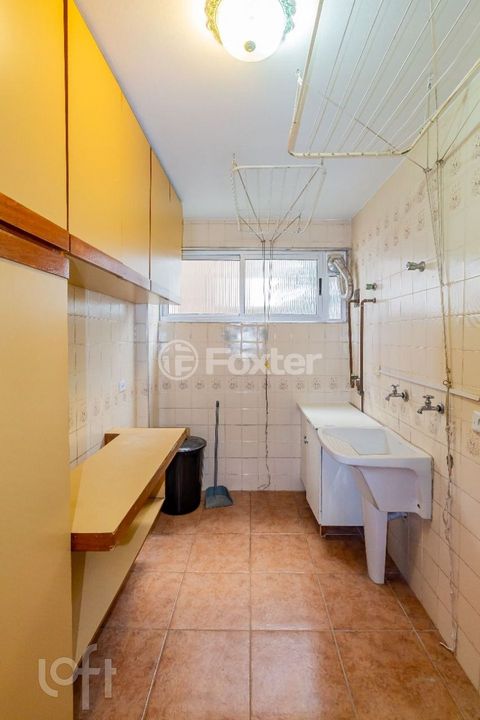 Image 8 - 917514