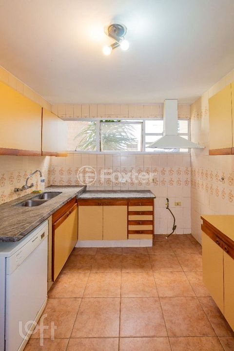 Image 3 - 917514