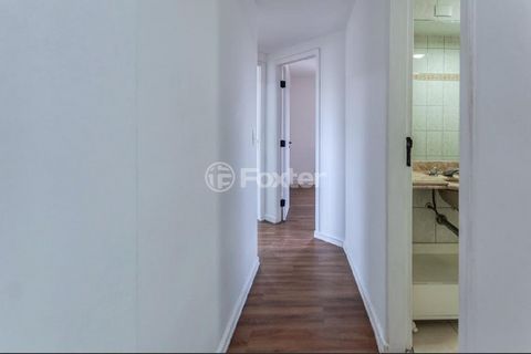 Image 5 - 917522
