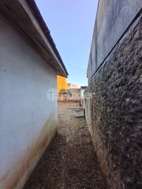 Image 2 - 917532