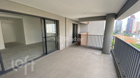 Image 3 - 917564