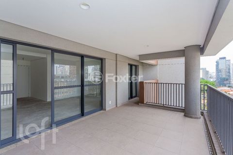 Image 10 - 917564