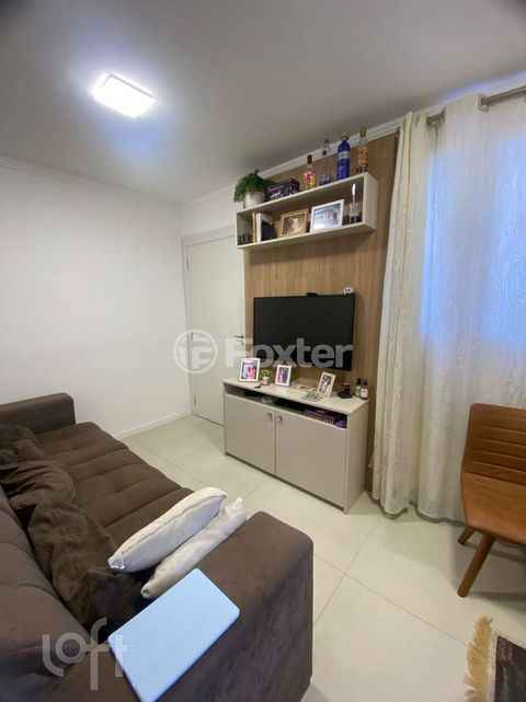 Image 4 - 917572
