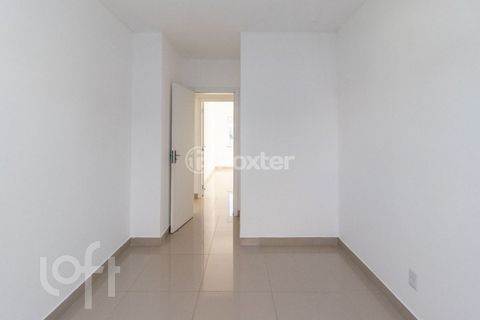 Image 13 - 917574