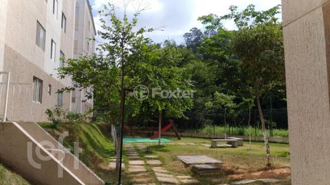 Image 9 - 917575