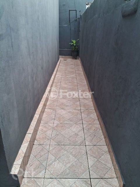 Image 8 - 917577