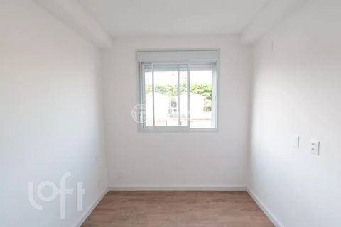 Image 4 - 917579