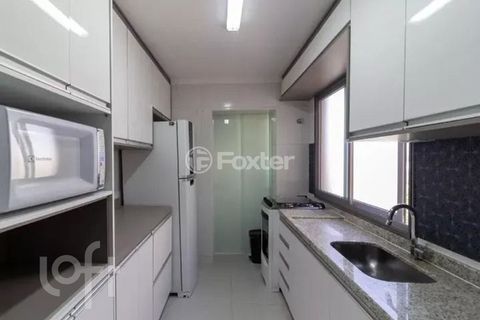 Image 4 - 917586