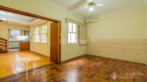 Image 4 - 917587