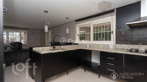 Image 4 - 917588