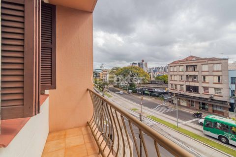 Image 8 - 917592