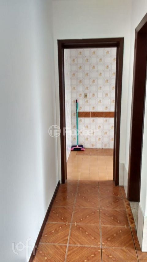 Image 4 - 917605