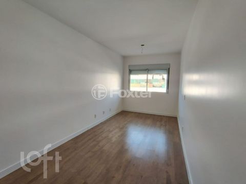 Image 7 - 917614