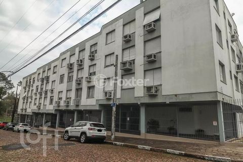 Image 12 - 917617