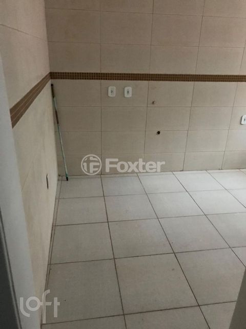 Image 1 - 917627