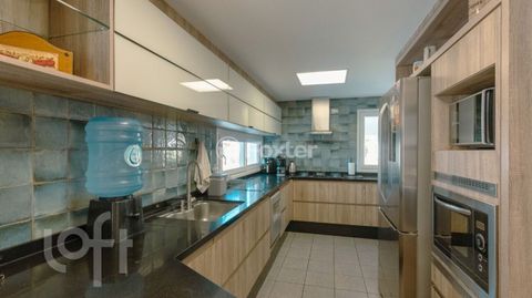 Image 12 - 917638
