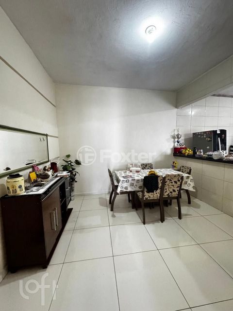 Image 1 - 917639
