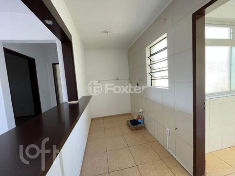 Image 7 - 917680