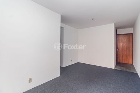 Image 7 - 917686