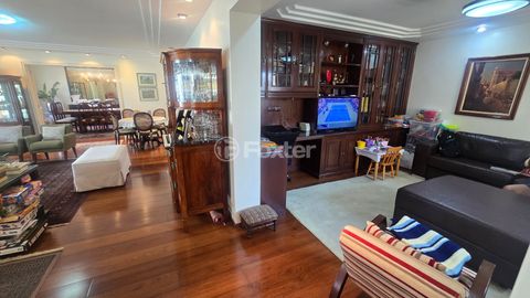 Image 3 - 917702