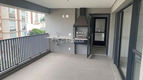 Image 10 - 917715
