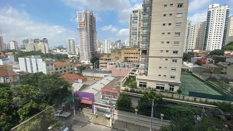 Image 17 - 917715