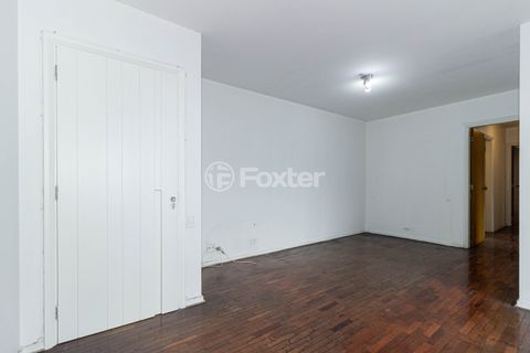 Image 3 - 917746