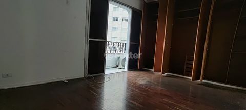 Image 7 - 917746