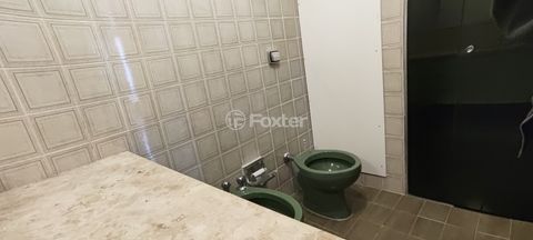 Image 9 - 917746
