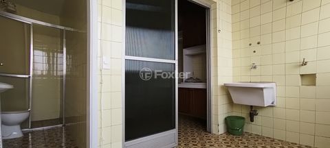 Image 5 - 917746
