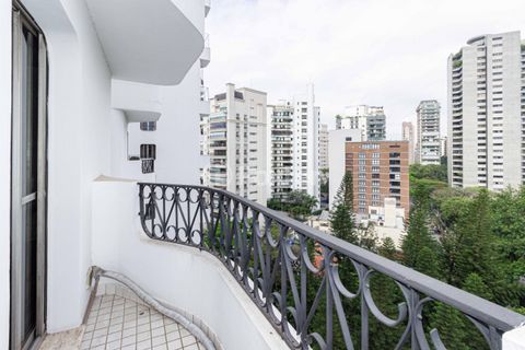Image 17 - 917746